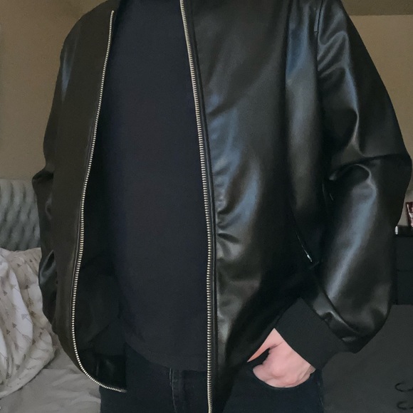 Zara (faux) Leather Jacket - Picture 2 of 8